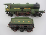 Hornby Gauge 0 Electric "Flying Scotsman" Locomotive and Tender