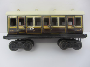 Scarce Early Bing Gauge 0 18cm LNWR 1st/3rd Bogie Coach