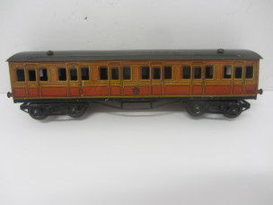 Hornby Gauge 0 Metropolitan Coach E All First
