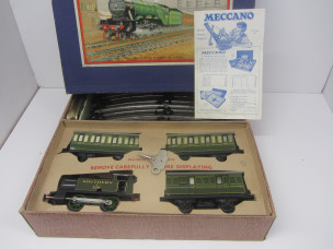 Postwar Hornby Gauge 0 SR 101 Tank Passenger Set Boxed