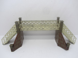 Early Hornby Gauge 0 Lattice Footbridge