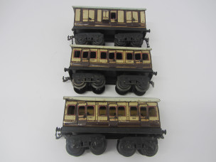Rake of 3 Early Bing LNWR Bogie Coaches