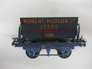 Hornby Gauge 0 "Robert Hudson" Side Tipping Wagon