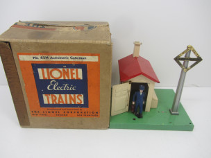 Lionel 45N Automatic Gateman Boxed