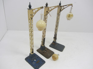 3 Early Hornby Gauge 0 Single Globe Yard Lamps