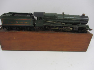 Bonds Gauge 0 12v DC Outside Third GW 4-6-0 "King George V" Locomotive and Tender