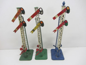 3 Hornby Gauge No2 Double Arm Signals