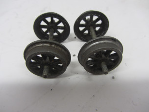 Set of Prewar Bassett-Lowke Gauge 0 Wagon Wheels with Axles