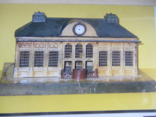 UptheBid Auction